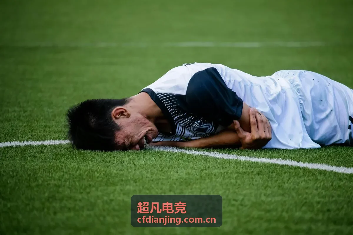 超凡电竞版本强势英雄离群之刺